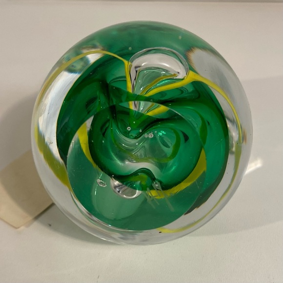 Signed Adam Jablonski Mouth Blown Crystal Teardrop Paperweight Made in Poland - Picture 6 of 8